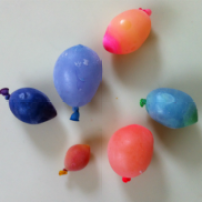 Donuk balonlar